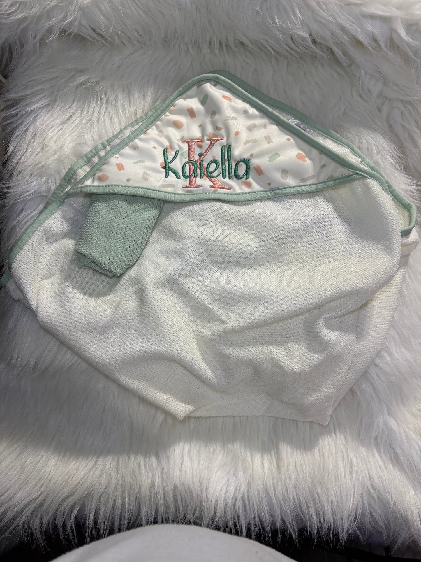 BABY BIBS, BLANKETS, ETC. (EMBROIDERY)