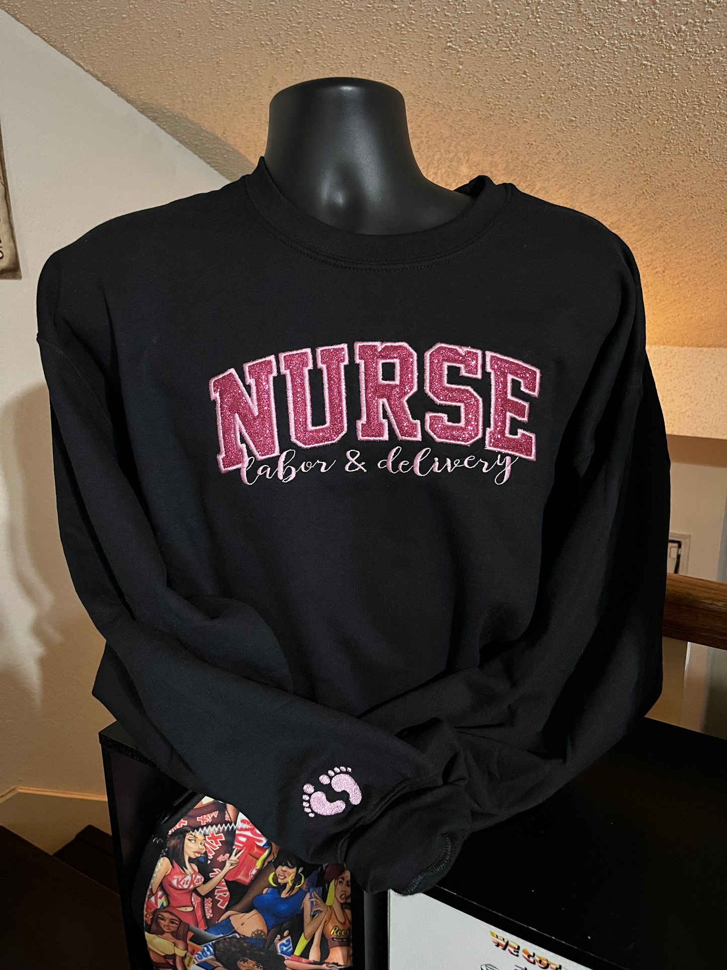 NURSE EMBROIDERY SWEATSHIRT AND HOODIES