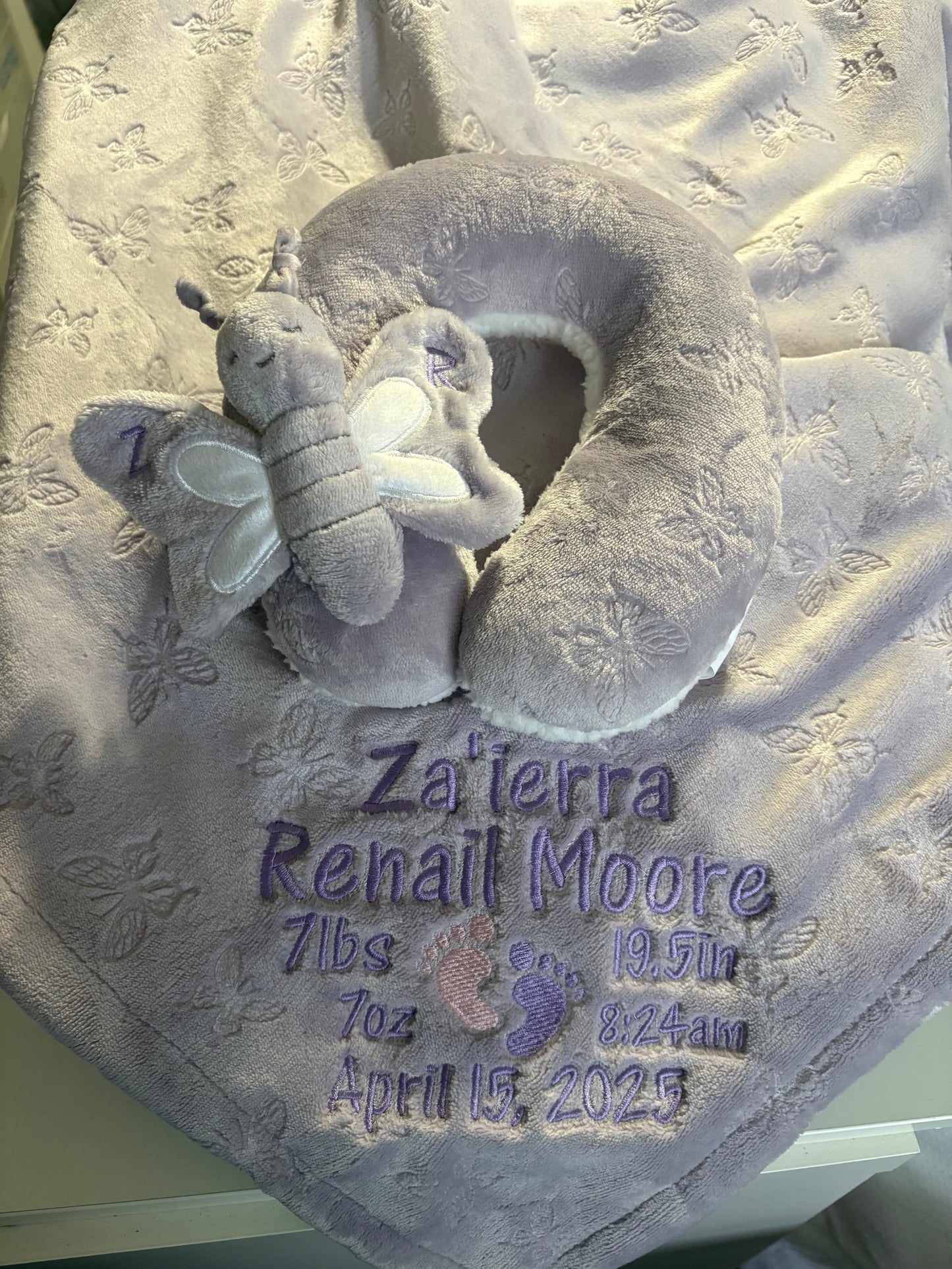 BABY BIBS, BLANKETS, ETC. (EMBROIDERY)
