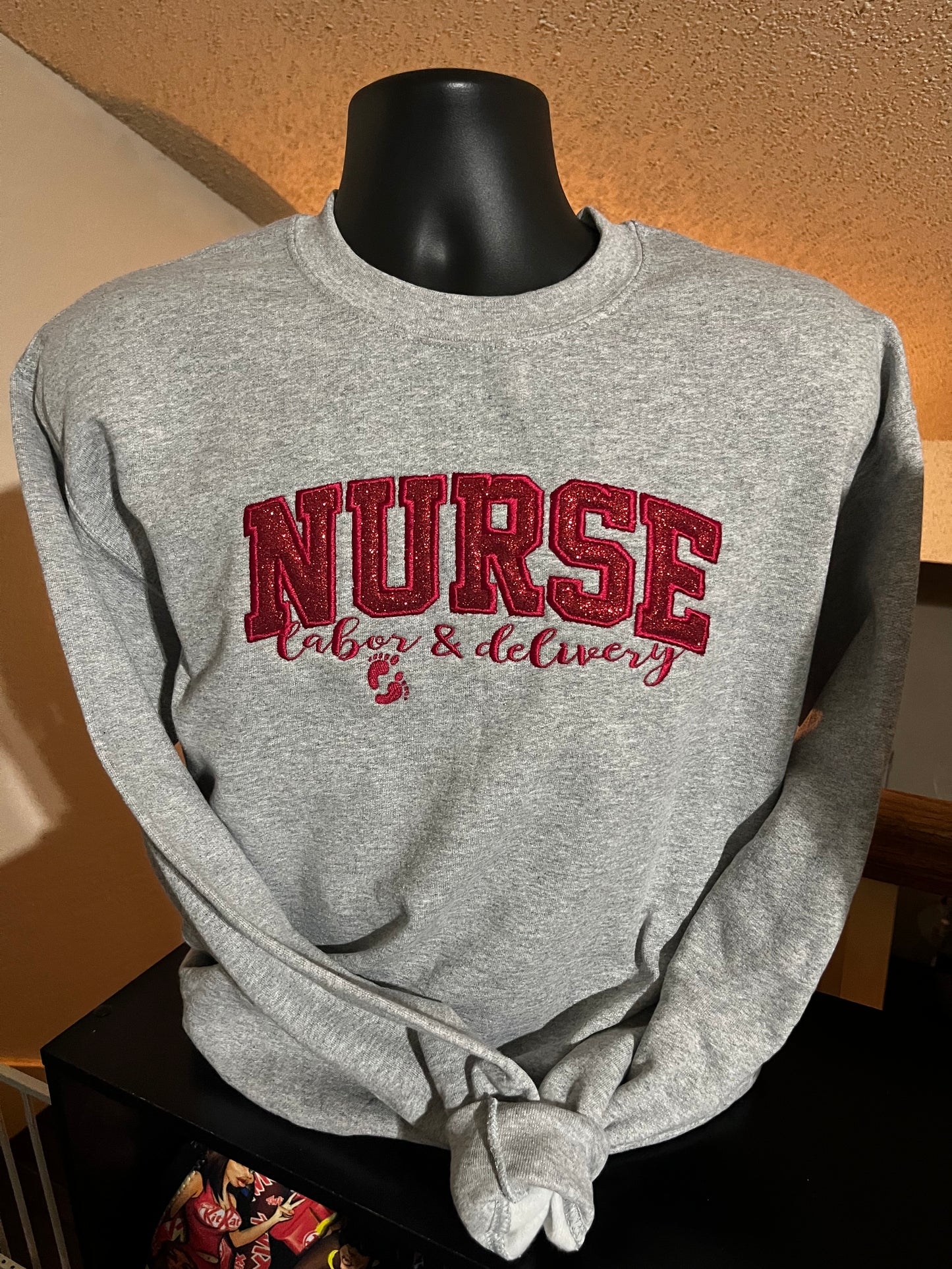 NURSE EMBROIDERY SWEATSHIRT AND HOODIES