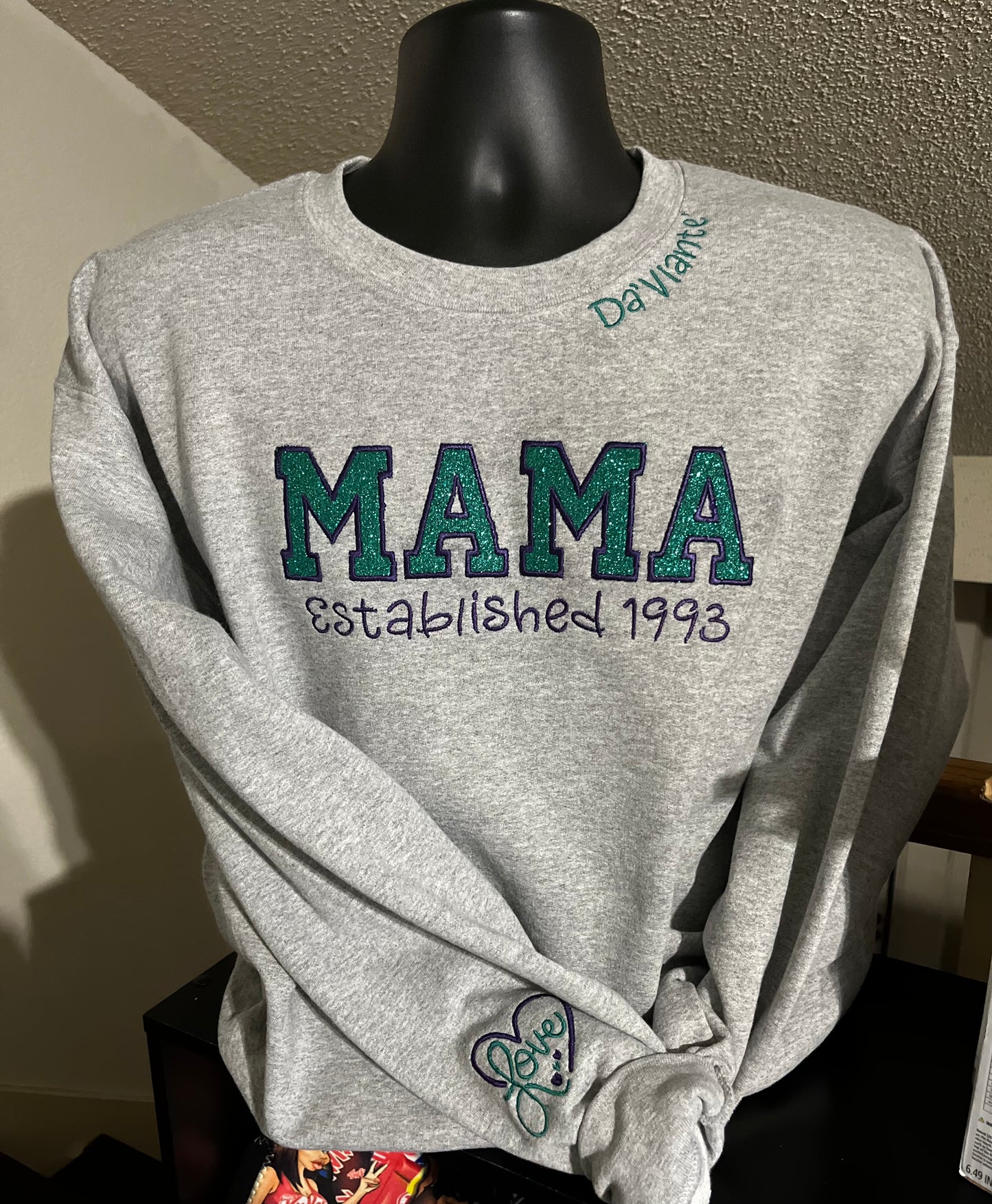 MAMA,DAD,GIGI,GRANNY, MOMMY,AUNT ETC., SWEATSHIRT OR HOODIE APPLIQUE EMBROIDERY