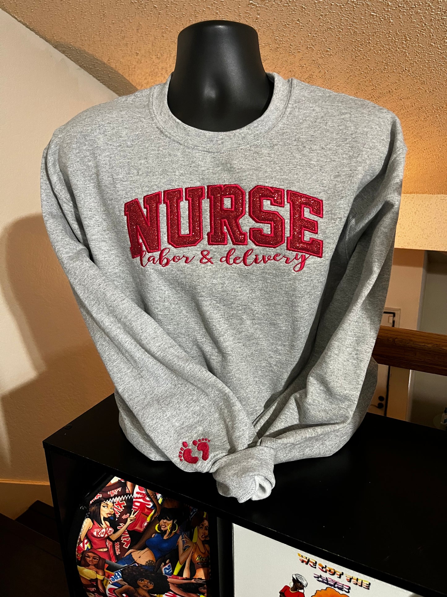NURSE EMBROIDERY SWEATSHIRT AND HOODIES
