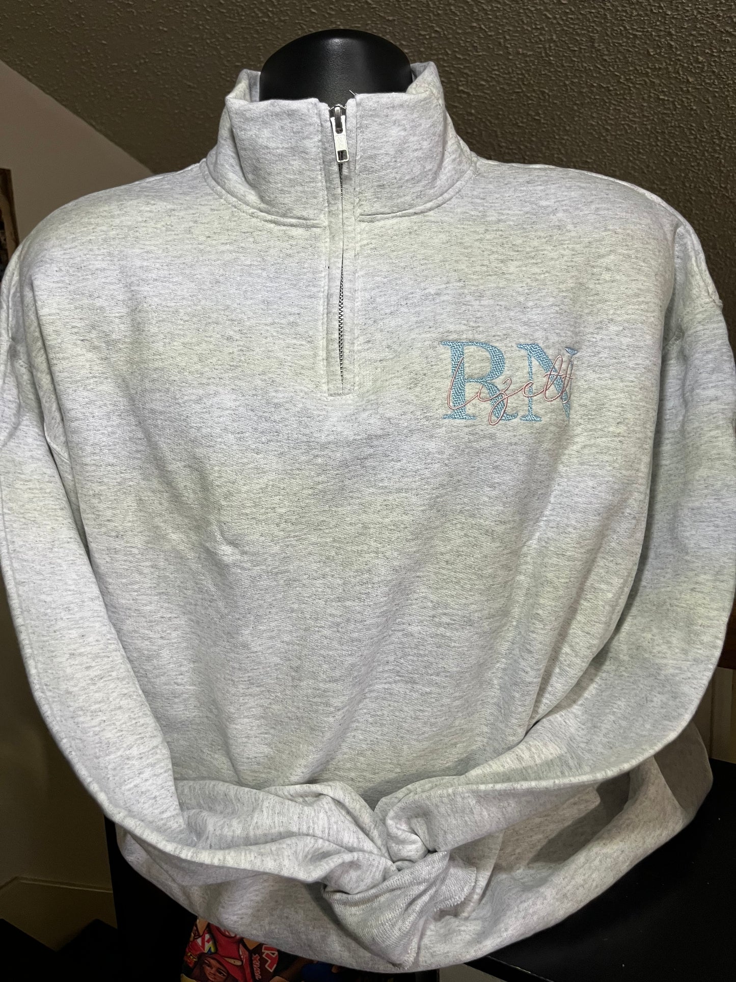 Quarter-zip sweatshirts (Embroidered)