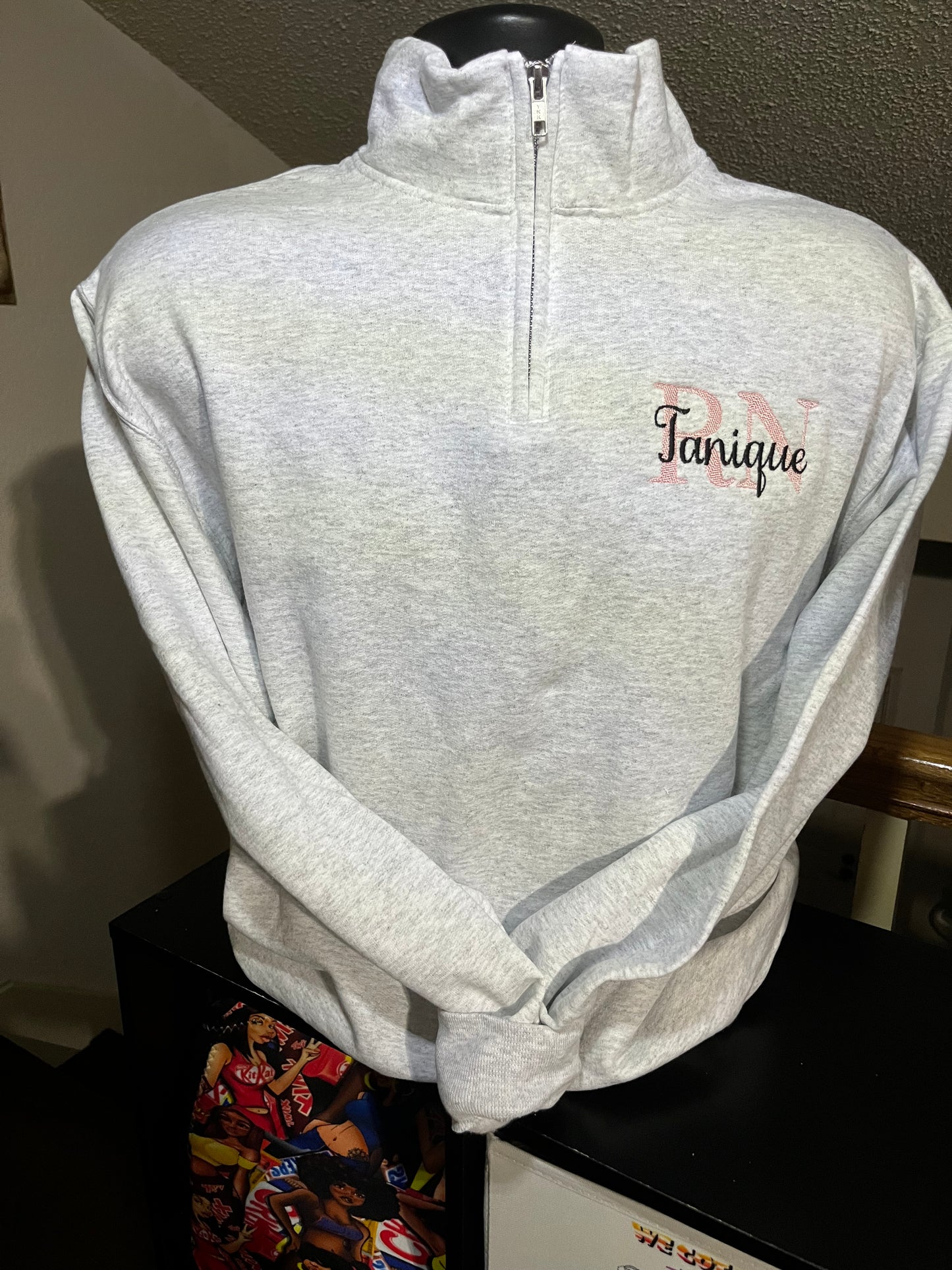 Quarter-zip sweatshirts (Embroidered)